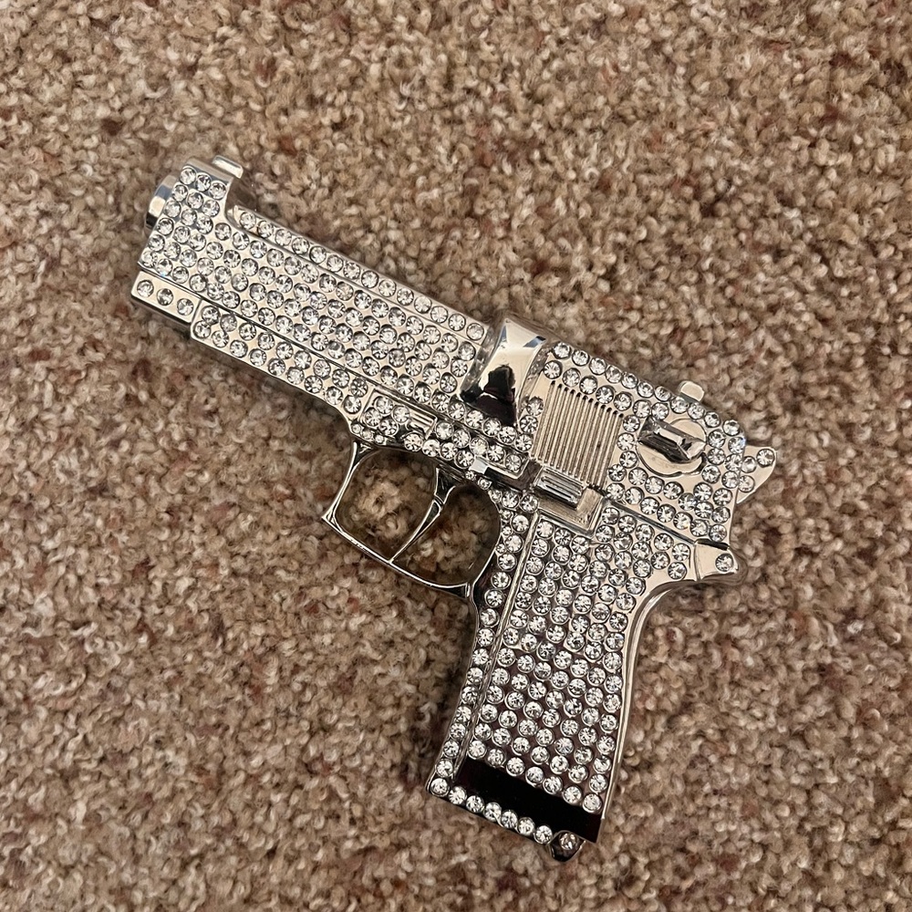 Chrystal gun belt buckle